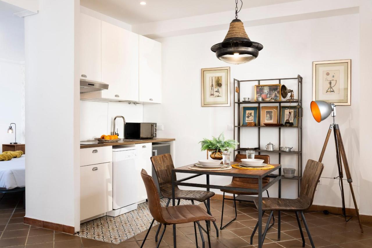 Lepanto Premium Apartments セビリア エクステリア 写真
